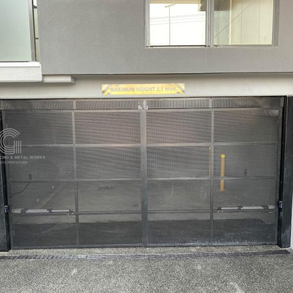 Low Rise Apartment Garage Door & Service Cupboard Door & Dividing Screen @ Moonee Ponds