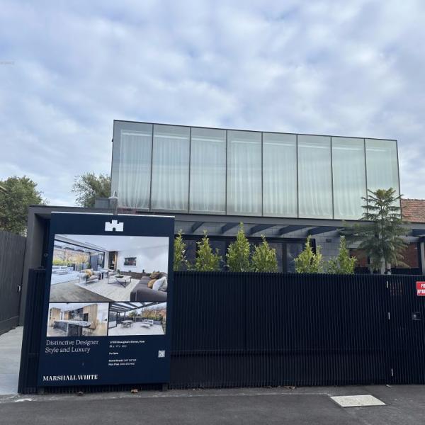 Luxury Apartment @ Kew 